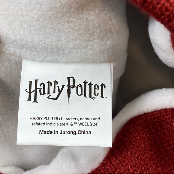 Harry‎ Potter Gryffindor Hogwarts School of Magic Unisex Winter Beanie One Size - Picture 8 of 11